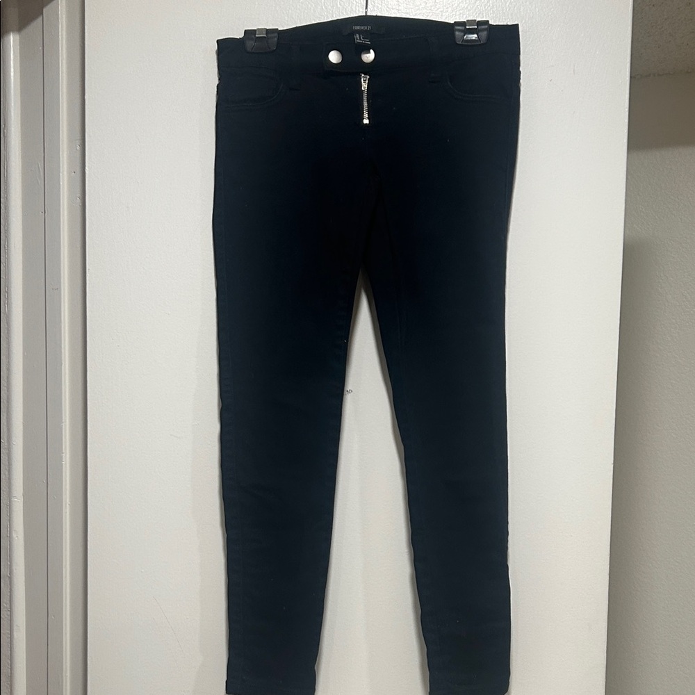 Forever 21 Women's Skinny Jeans - Black